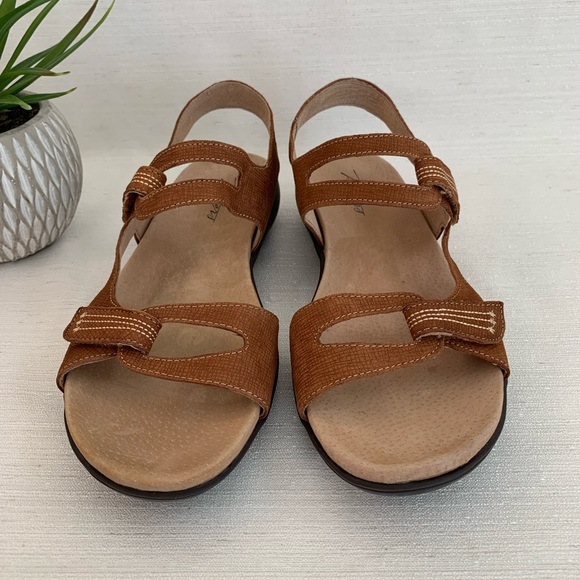 Trotters, Katarina Cognac Leather Strap Sandals Woman’s 7.5M - Picture 4 of 14